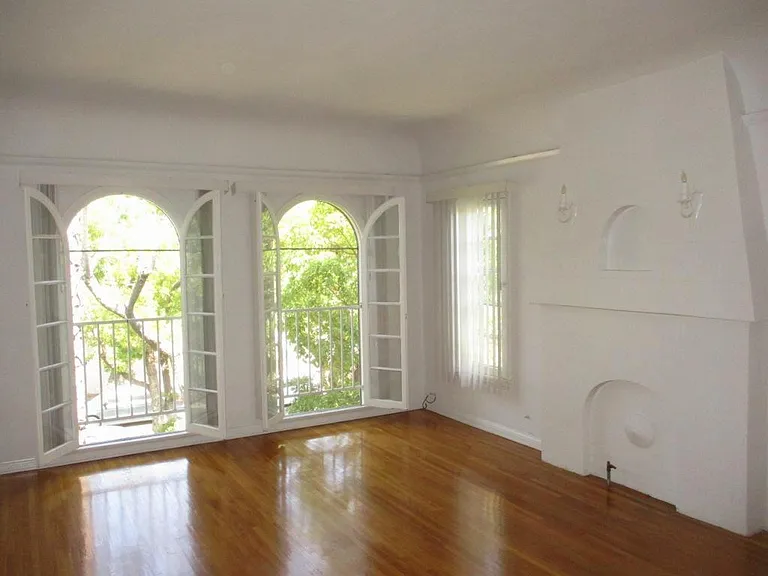 1101 Mound Ave #2 — Photo 3