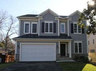 8115 Yorktown Dr, Alexandria, VA 22308