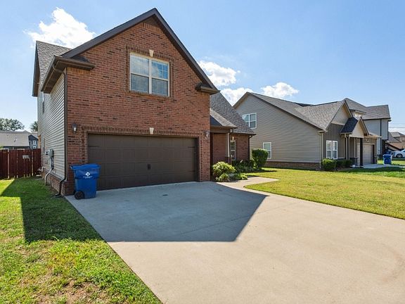 2nd image of 1275 Golden Eagle Way