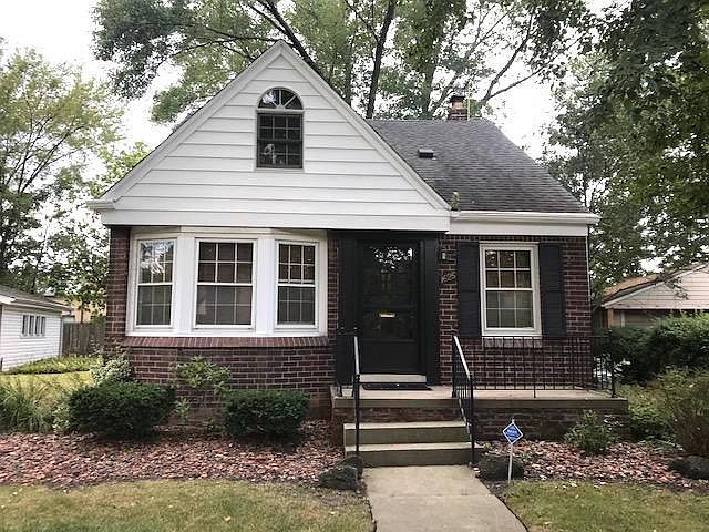 1st image of 1625 W Farnum Ave