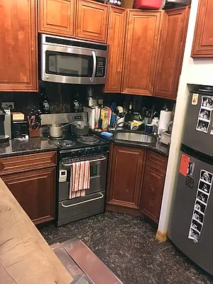 Rented by Wave Real Estate Group | media 50