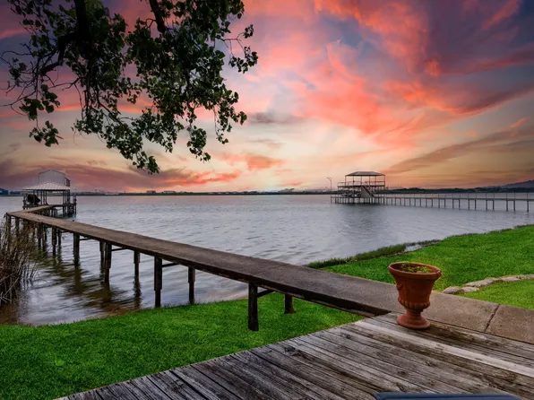 6725 Cahoba Dr, Fort Worth, TX 76135