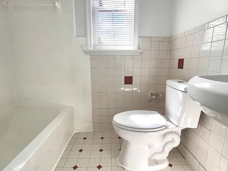 2115 Suitland Ter SE #202 — Photo 5