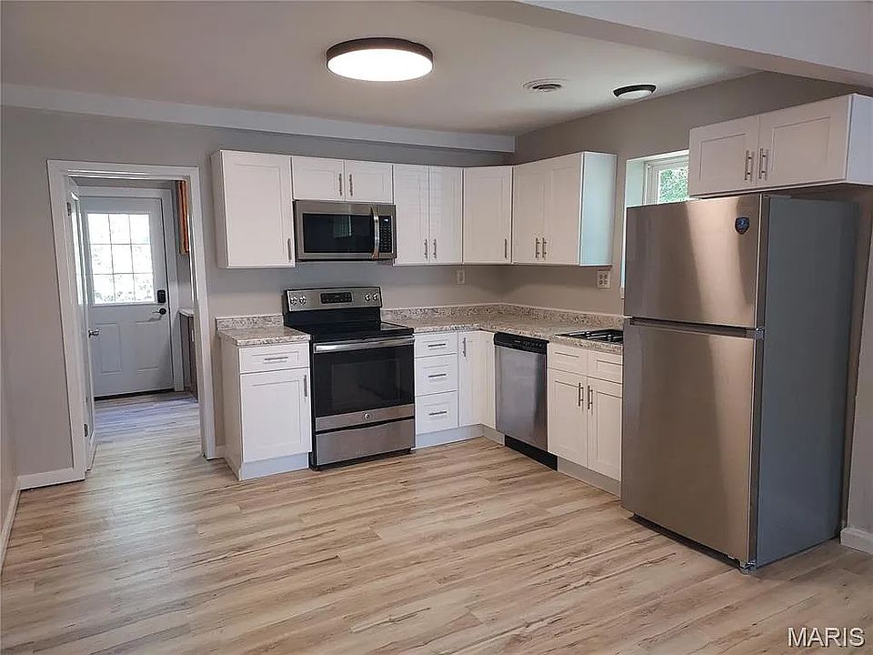 1st image of 160 Diekamp Ln