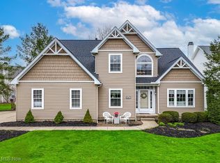 2946 Greenspire Ln, Akron, OH