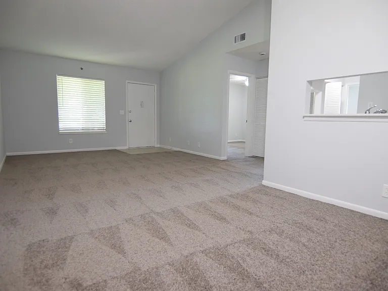 6504 Chasewood Dr #G — Photo 4