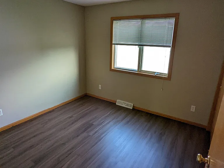 5212 Black Walnut Dr — Photo 9