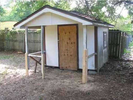 4th image of 699 Anzie Ave