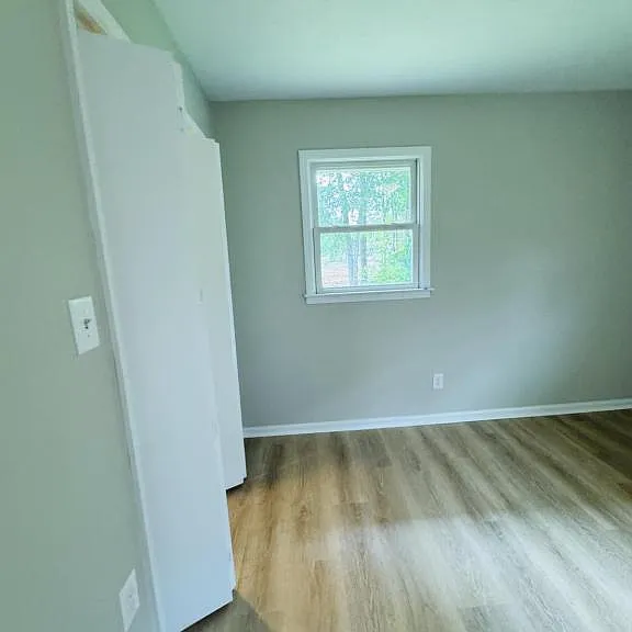 119 Dobbins Cir — Photo 17