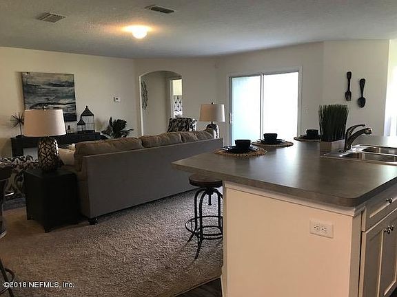 3rd image of 400 Sawmill Landing Dr