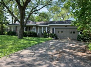 22276 W Long Grove Rd, Deer Park, IL 60010