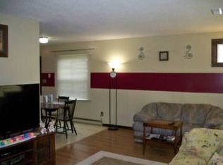 13285 Allen Rd, Carterville, IL 62918