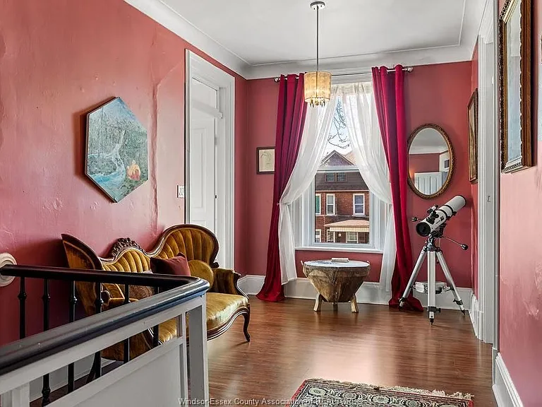 274 Crawford Ave — Photo 25