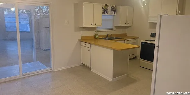 889 Tampico Cir — Photo 9