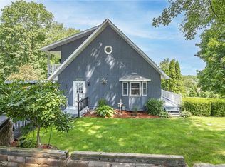 1155 E Robinson Ave, Barberton, OH 44203