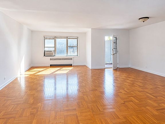 2nd image of 3299 Cambridge Ave APT 4F