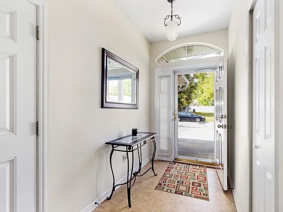 3rd image of 4405 Campus Hills Cir