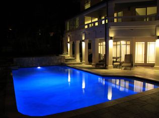 1038 Hanohano Way, Honolulu, HI 96825