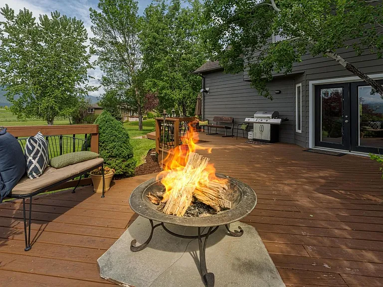 1480 Cresthaven Dr — Photo 15