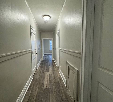 2nd image of 124 1/2 E Sibley St #27