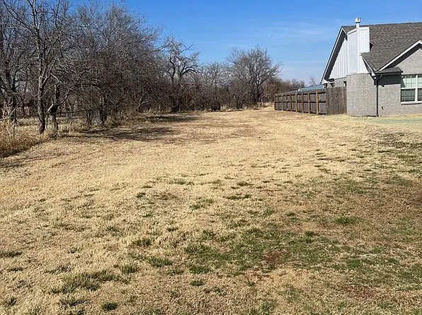 439 NW 116th St, Oklahoma City, OK 73114