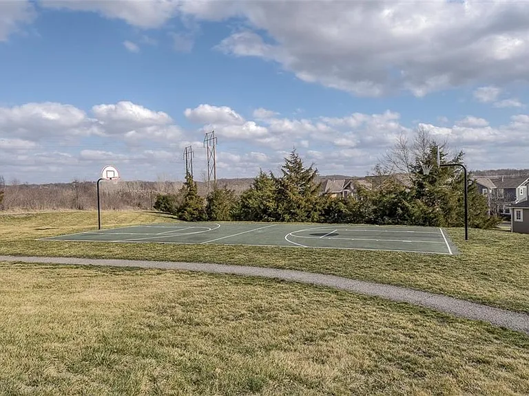 Neighborhood - basketball court