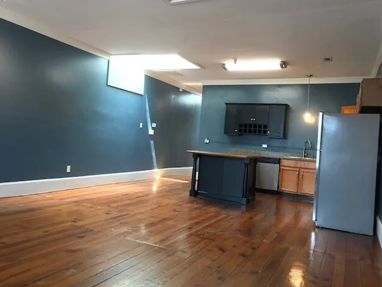1208 Main St #3 — Photo 15