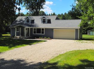 9750 Whitmore Lake Rd, Brighton, MI 48116