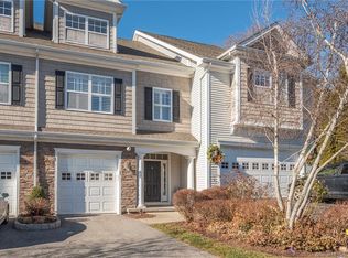 27 Ridgewood Dr UNIT 27, Middlebury, CT 06762