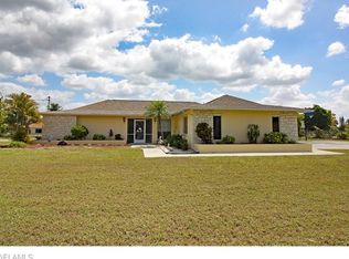 117 SE 12th Ct, Cape Coral, FL 33990