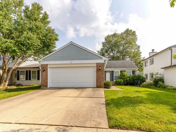 713 N Lakeside Dr, Vernon Hills, IL 60061