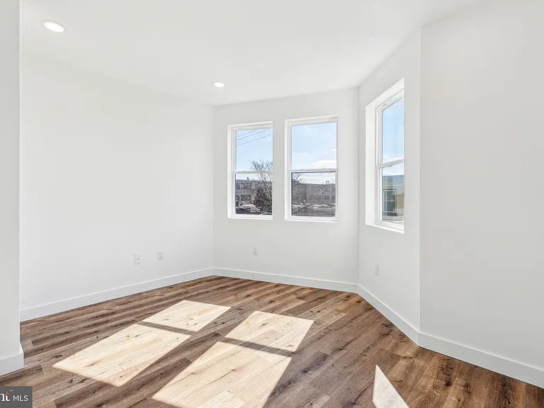 415 W York St #2 — Photo 12