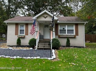 332 Route 390, Cresco, PA 18326