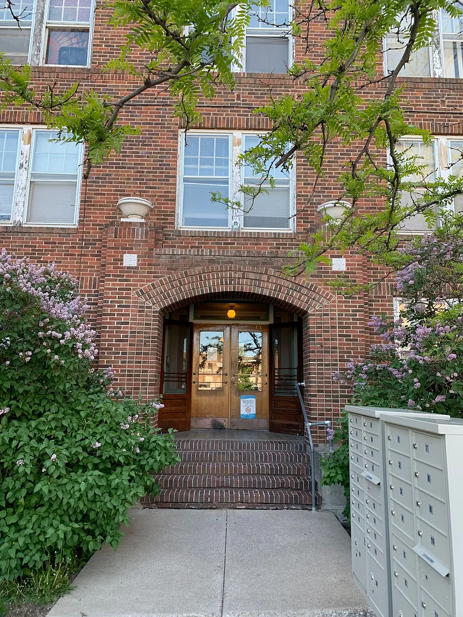 Building Photo - Dearborn Apartments