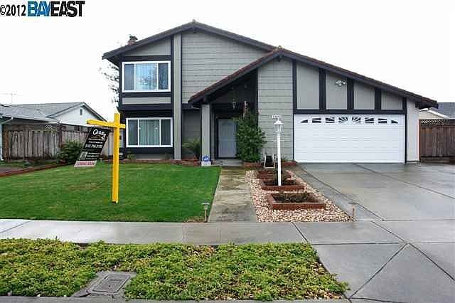 1st image of 33993 Sylvester Dr