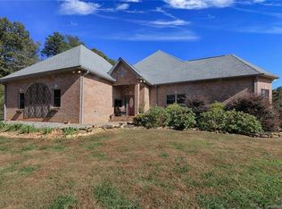 2546 Old Shelby Rd, Hickory, NC 28602