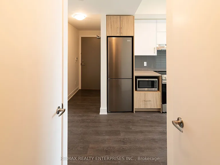 188 Fairview Mall Dr #908 — Photo 10