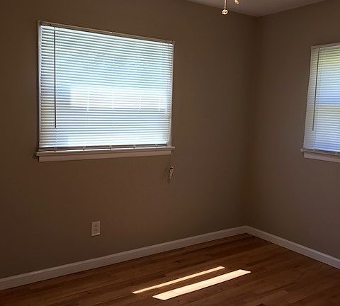 4th image of 1436 Broadlawns Ln