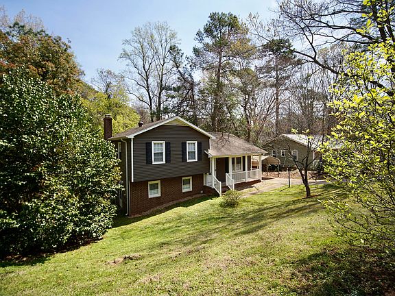 4th image of 7720 Foxwood Dr