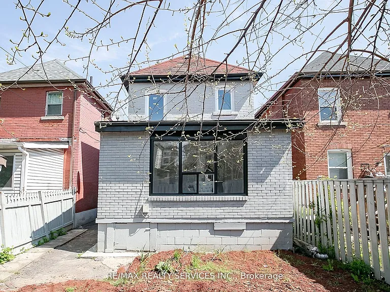 20 Somerset Ave E — Photo 39