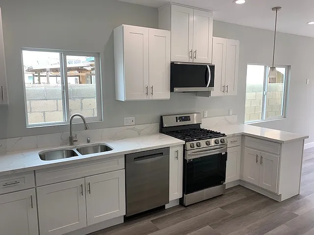 9023 McClure Ave — Photo 11