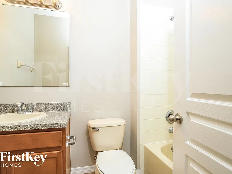 3086 Pointe Place Ave — Photo 13