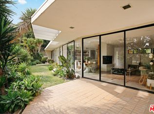 2000 Mayview Dr, Los Angeles, CA 90027