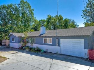 1025 E Fallbrook St, Fallbrook, CA 92028