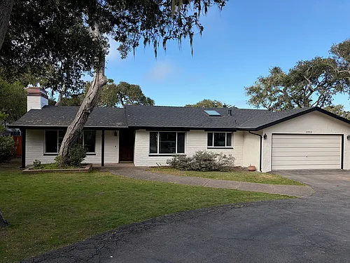 1064 Laurel Ln Photo 1