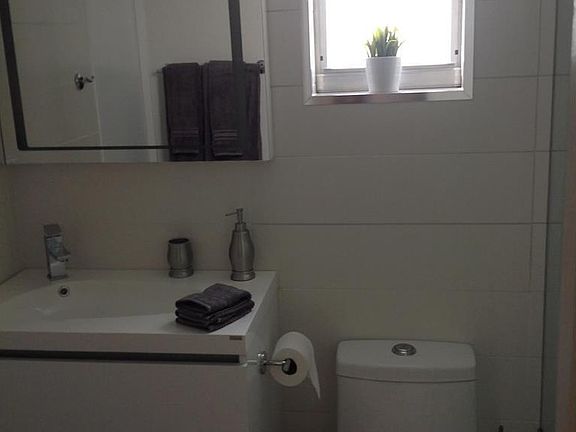 5th image of 1732 Meridian Ave APT 603