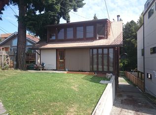 6786 48th Ave SW, Seattle, WA 98136