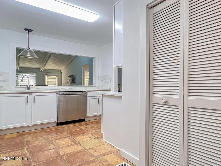 3426 Sea Marsh Rd — Photo 16