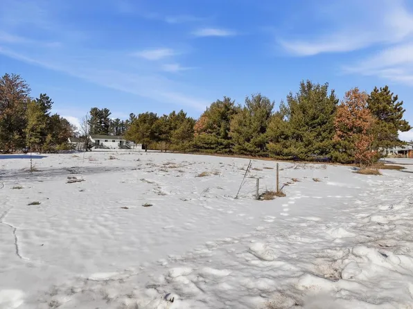 1031-1033 FRED'S COURT, Plover, WI 54467