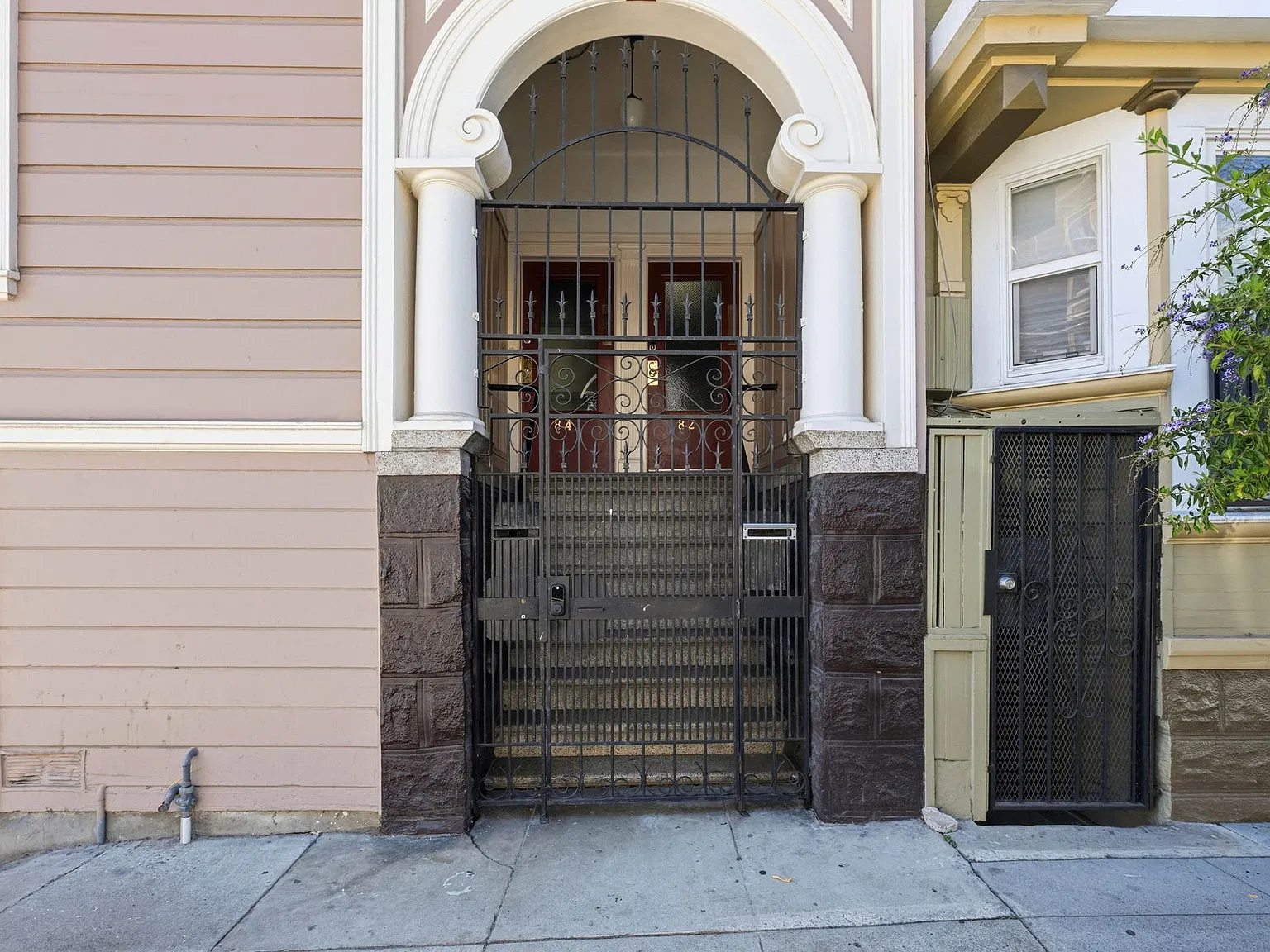 3 bed, 1250 sqft, $6,500 — Photo 3